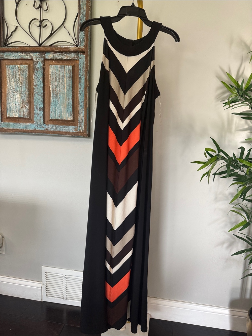 Roz & Ali Black Halter Maxi Dress with Orange, Cream & Brown Chevron EUC 14W